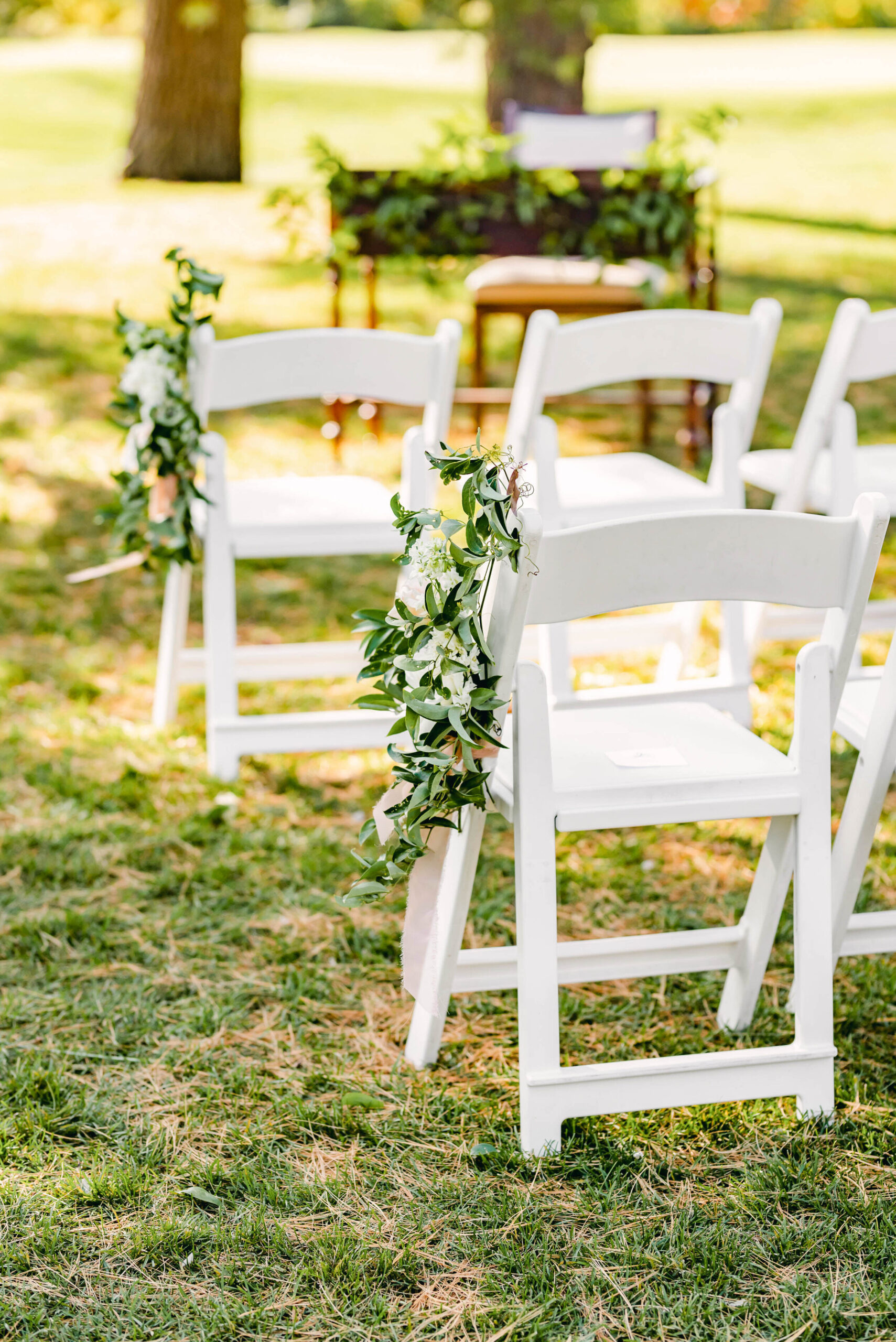 515-5ive15ifteen-An-intimate-micro-wedding-at-the-Toronto-Golf-Club-proves-love-is-timeless-1-11.jpg