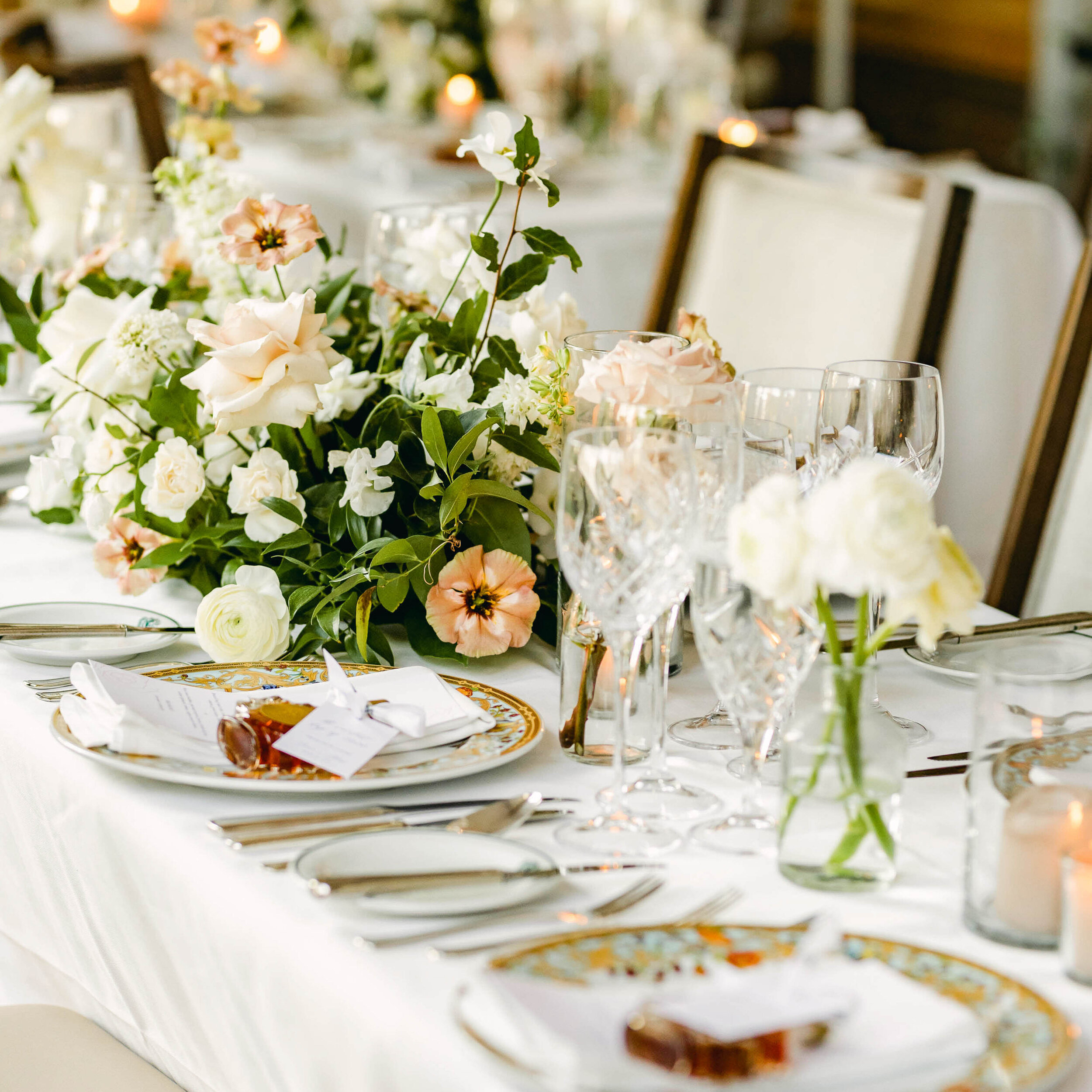 515-5ive15ifteen-An-intimate-micro-wedding-at-the-Toronto-Golf-Club-proves-love-is-timeless-1-22.jpg