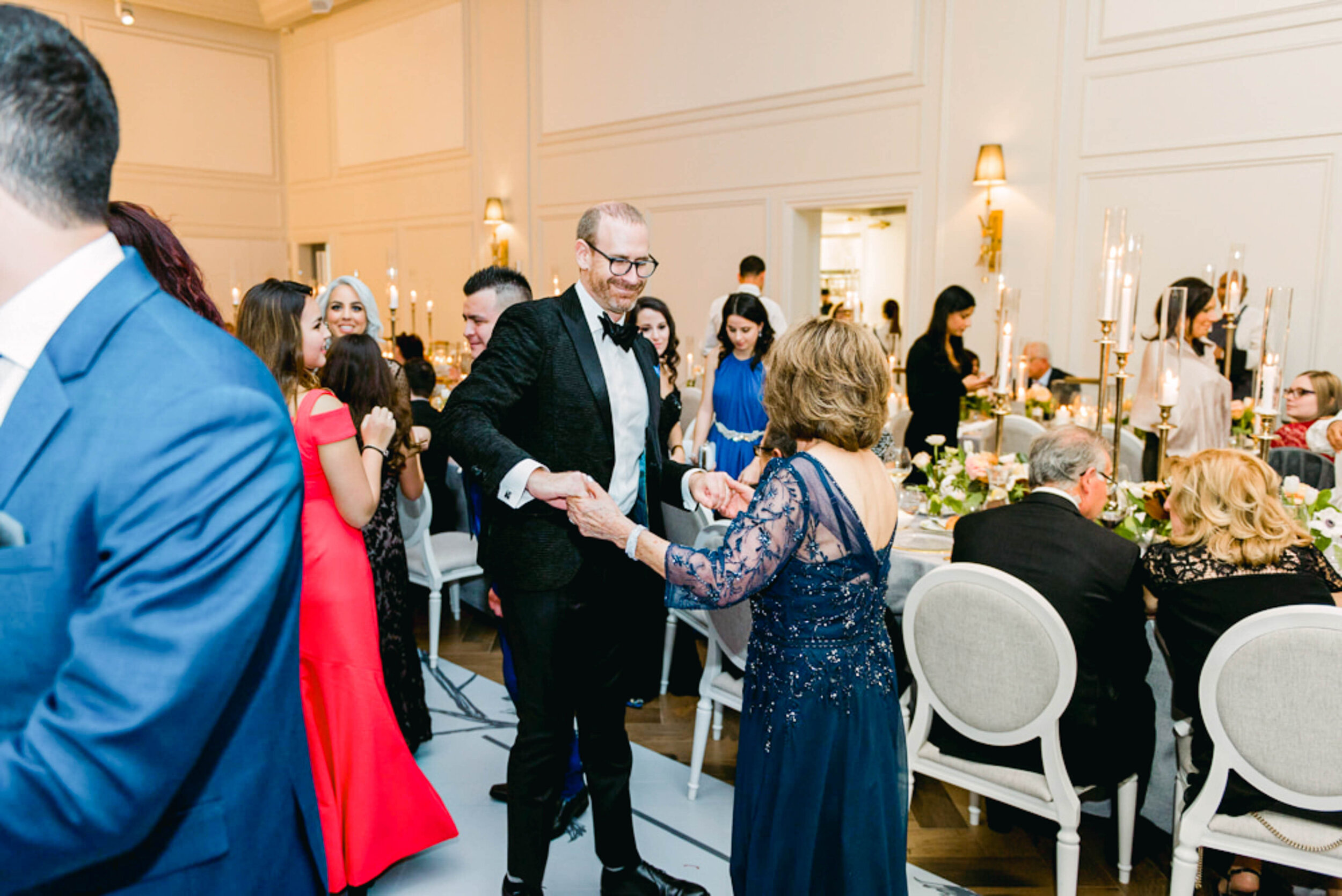 515-Photo-Co-arlington-estate-fall-wedding-33.jpg